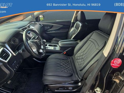 Used 2018 Nissan Murano SL w/ Midnight Edition Package FWD image 12