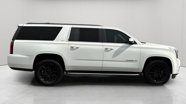 Used 2019 GMC Yukon XL SLT AWD/4WD image 3