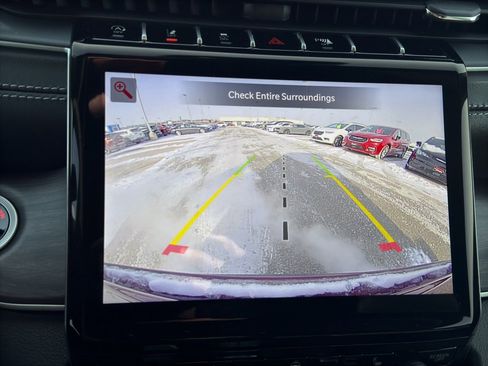 New 2025 Jeep Grand Cherokee L Limited image 19