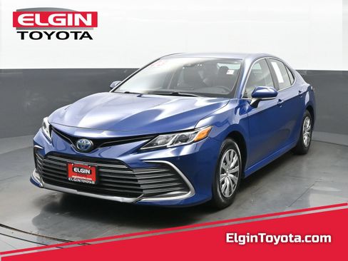 Used 2023 Toyota Camry LE FWD image 1