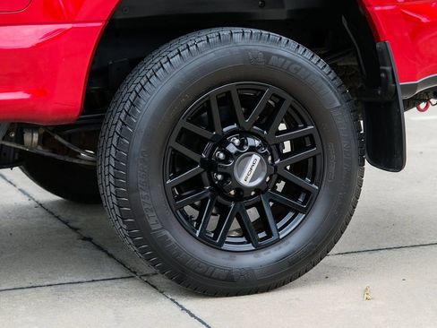 Used 2019 Ford F250 Lariat w/ Lariat Ultimate Package AWD/4WD image 13