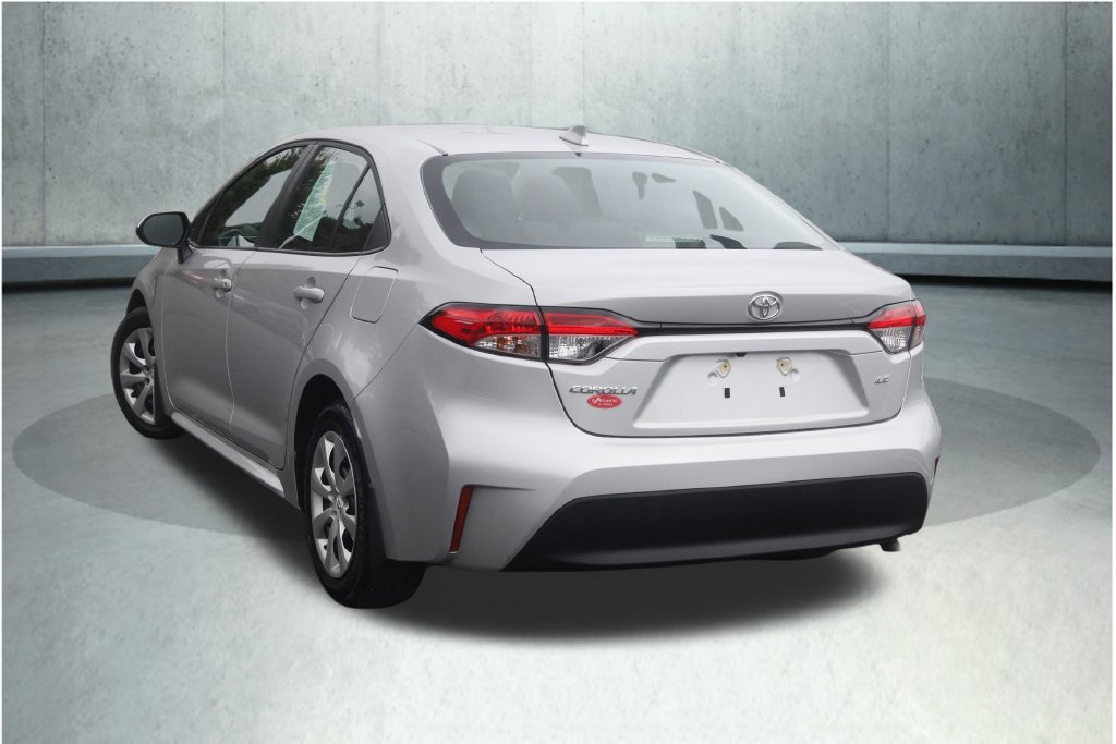 Used 2024 Toyota Corolla LE FWD image 27