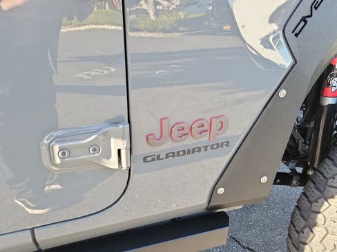 Certified 2022 Jeep Gladiator Rubicon w/ Trailer Tow Package image 23