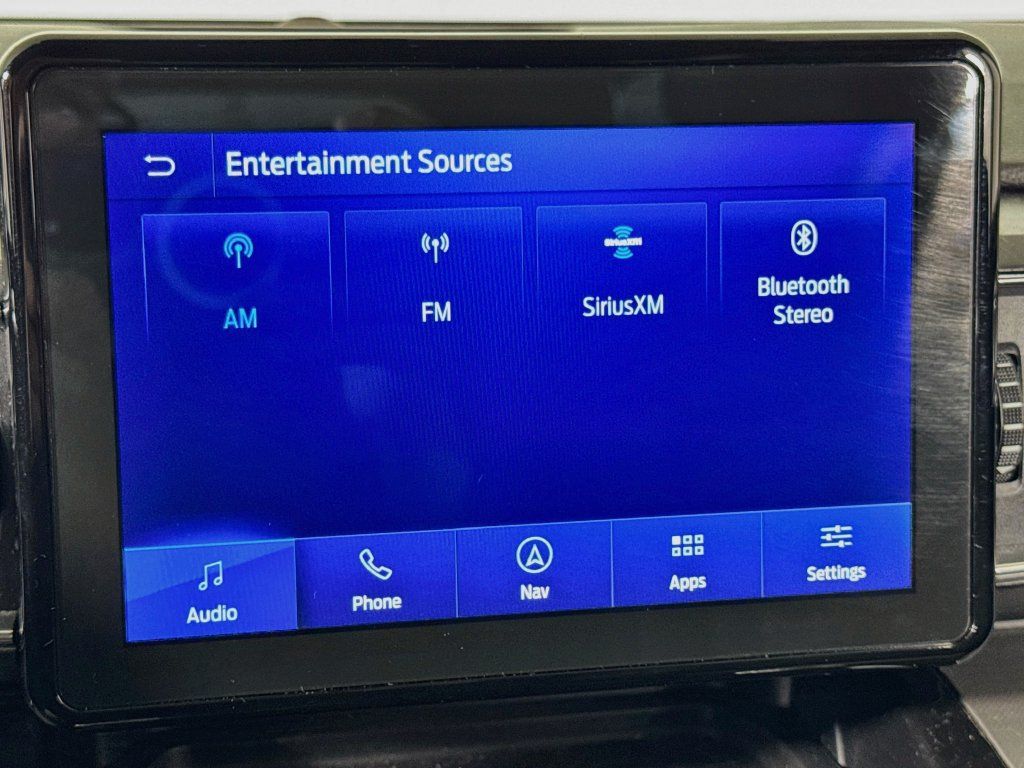 Used 2020 Ford Explorer XLT w/ Equipment Group 202A AWD/4WD image 26