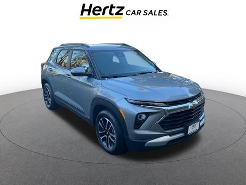 Used 2025 Chevrolet TrailBlazer LT image 1