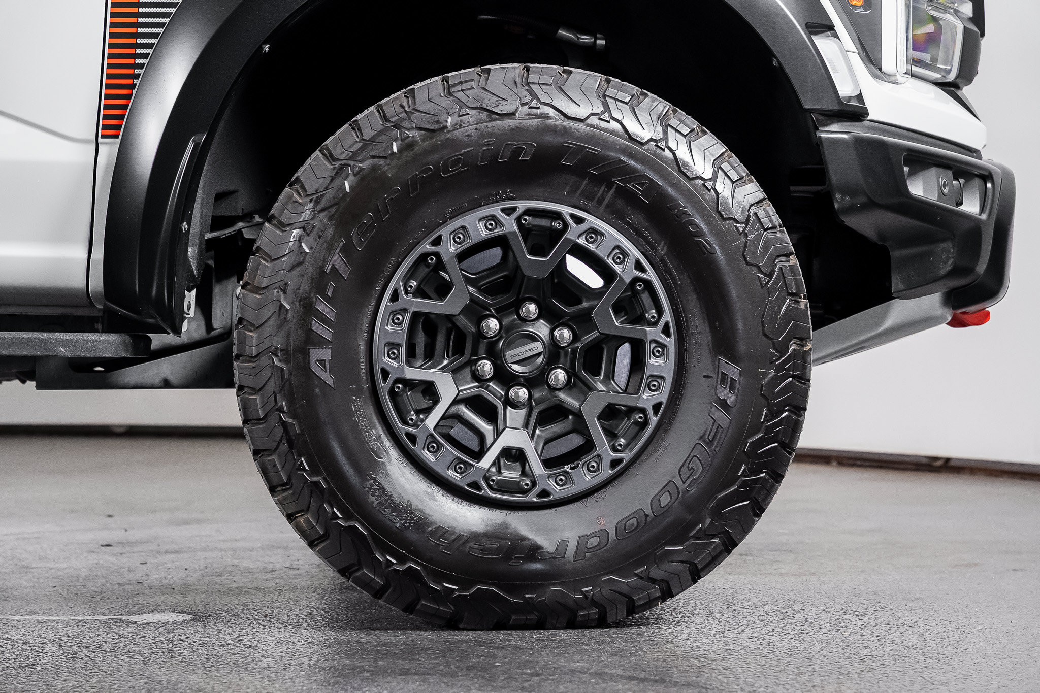 Used 2024 Ford F150 Raptor w/ Equipment Group 803A Raptor R AWD/4WD image 34