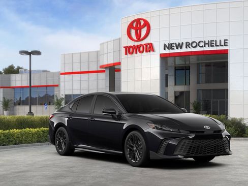 New 2026 Toyota Camry SE image 15