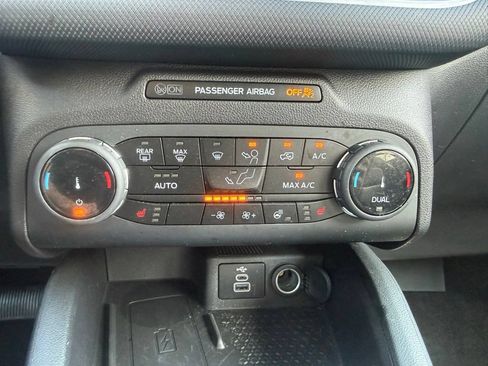Certified 2024 Ford Bronco Sport Outer Banks w/ Tech Package AWD/4WD image 28