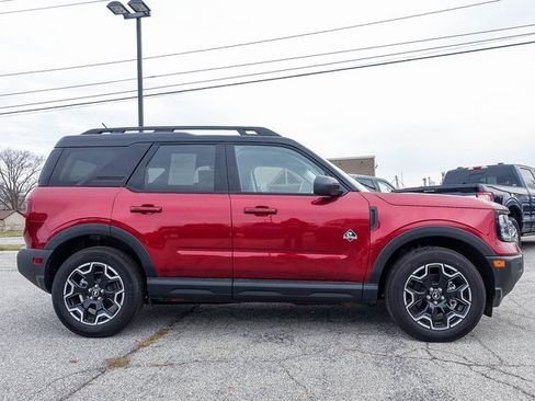 New 2025 Ford Bronco Sport Outer Banks image 6