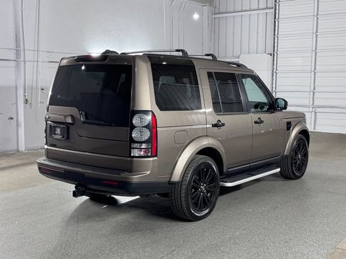 Used 2016 Land Rover LR4 HSE AWD/4WD image 11