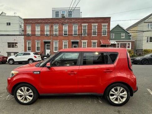 Used 2014 Kia Soul + w/ UVO w/Eservices Package FWD image 5