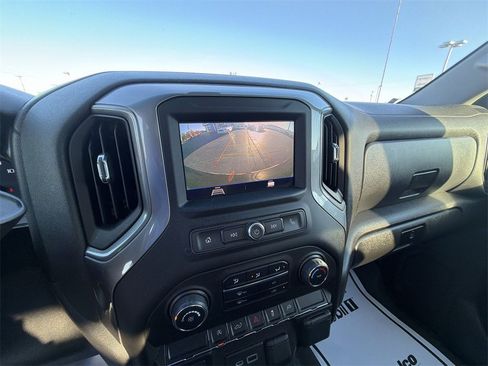 Used 2021 Chevrolet Silverado 1500 Custom image 16