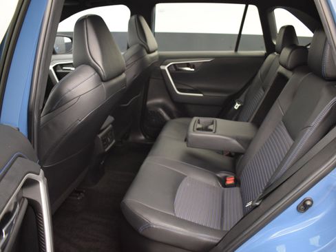 Used 2022 Toyota RAV4 XSE image 13