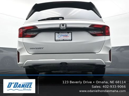 Used 2025 Honda Odyssey EX-L image 11