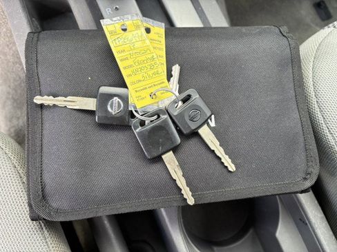 Used 2017 Nissan Frontier S image 17