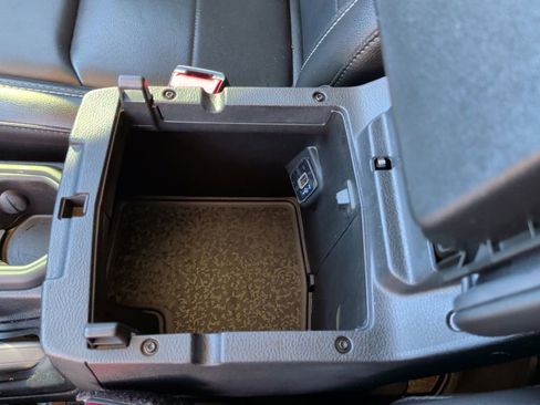 Used 2021 Jeep Wrangler Unlimited Sahara 4xe image 38