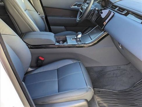 New 2026 Land Rover Range Rover Velar Dynamic SE image 18