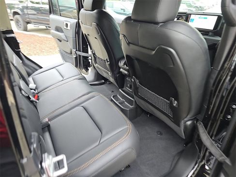 New 2025 Jeep Wrangler Sahara image 11