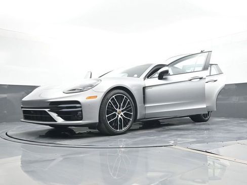 Certified 2023 Porsche Panamera Turbo S AWD/4WD image 29