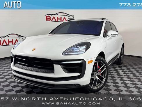 Used 2023 Porsche Macan S AWD/4WD image 1