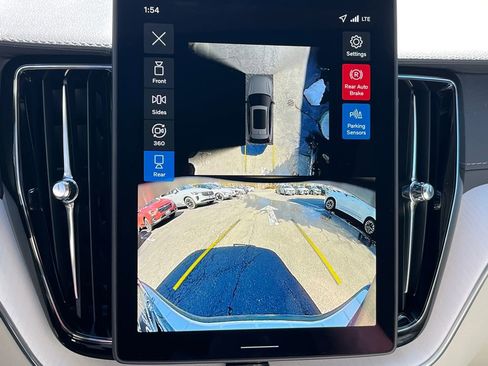 New 2026 Volvo XC60 B5 Ultra w/ Protection Package Premier image 16