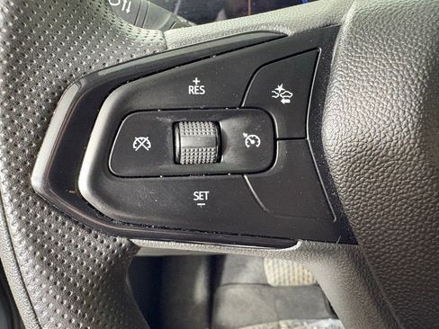 Used 2024 Chevrolet Trax LT image 27