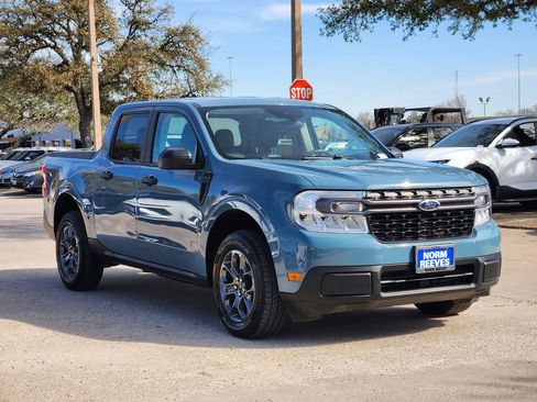 Used 2022 Ford Maverick XLT image 3