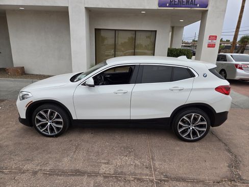 Used 2018 BMW X2 sDrive28i image 2
