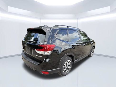 Used 2020 Subaru Forester Premium w/ Popular Package #1 AWD/4WD image 6