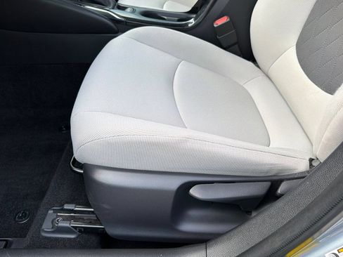 Certified 2020 Toyota Corolla LE FWD image 14