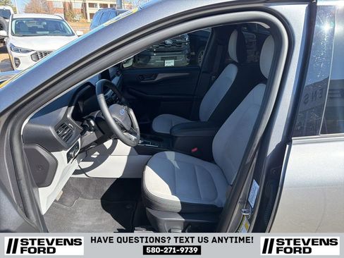 Used 2024 Ford Escape Active w/ Cold Weather Package image 10