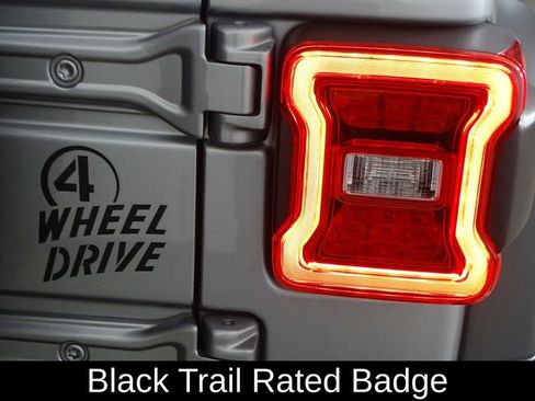 Used 2021 Jeep Wrangler Unlimited Sport image 43