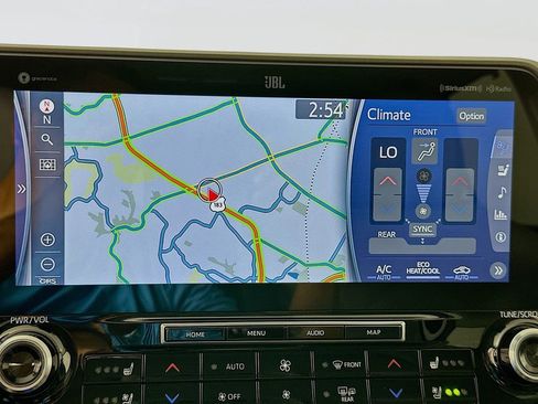 Used 2021 Toyota Highlander Limited image 13