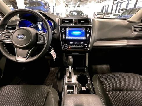 Used 2019 Subaru Outback 2.5i Premium AWD/4WD image 15