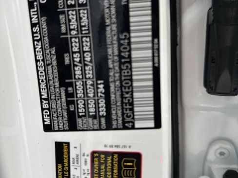 Used 2026 Mercedes-Benz GLS 450 4MATIC image 36