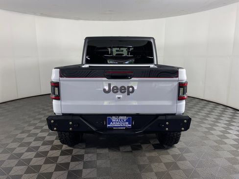 Used 2023 Jeep Gladiator Rubicon w/ Cold Weather Group AWD/4WD image 10