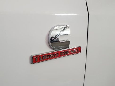 Used 2019 RAM 2500 Limited AWD/4WD image 8