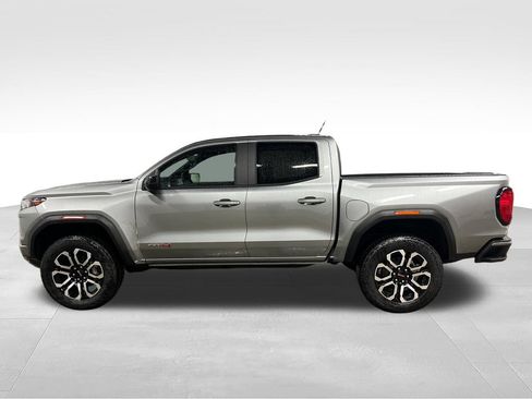New 2026 GMC Canyon AT4 w/ AT4 Premium Package AWD/4WD image 9