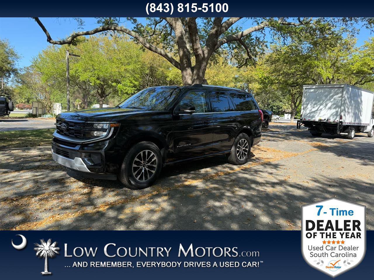 Used 2025 Ford Expedition Platinum AWD/4WD image 1