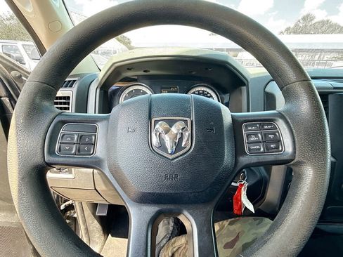 Used 2019 RAM 1500 Express image 24