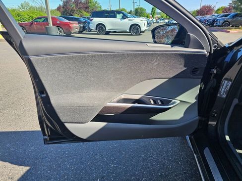 Used 2023 Lucid Air Pure AWD/4WD image 23