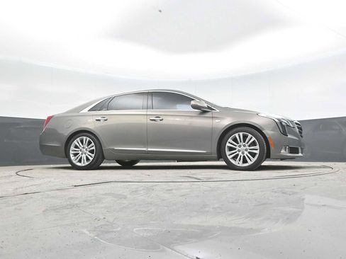 Used 2019 Cadillac XTS Luxury FWD image 28