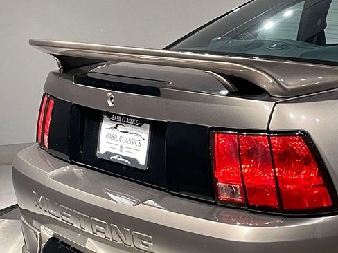 Used 2001 Ford Mustang GT image 8