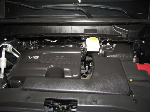Used 2023 Nissan Pathfinder SL FWD image 22
