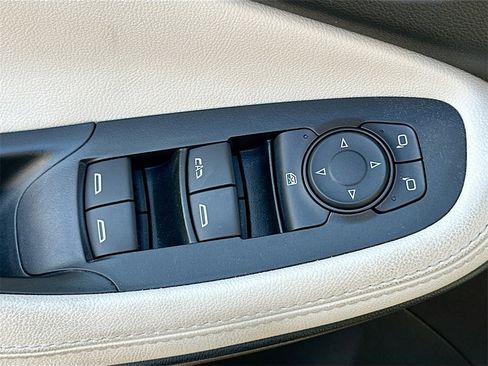 Used 2024 Buick Encore GX Preferred image 17