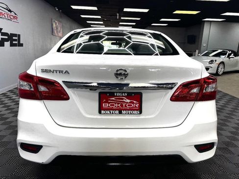 Used 2018 Nissan Sentra S image 12