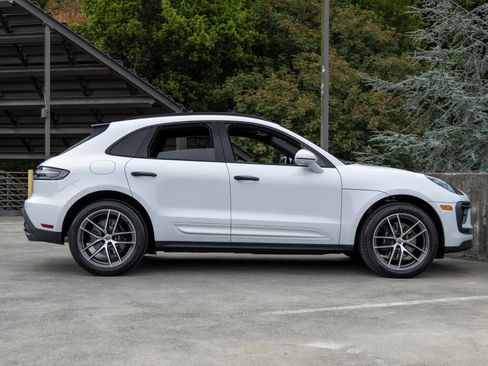 New 2026 Porsche Macan S AWD/4WD image 12
