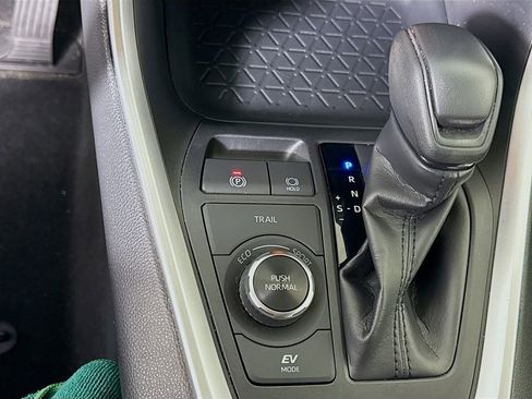 Certified 2023 Toyota RAV4 LE image 16