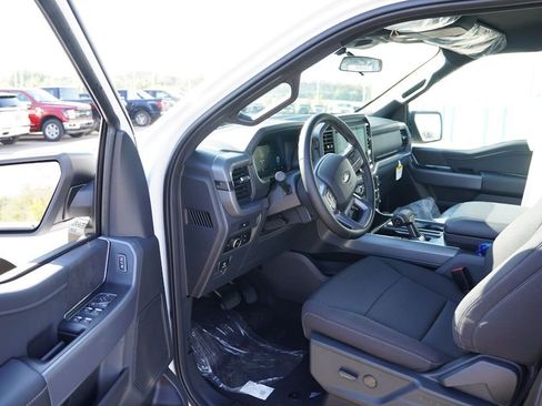 New 2025 Ford F150 XLT w/ Equipment Group 301A Standard image 11