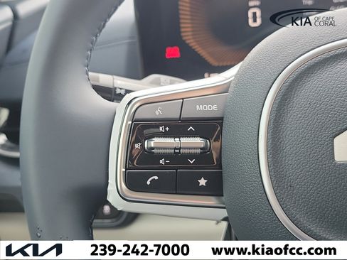 New 2026 Kia Carnival EX FWD image 24